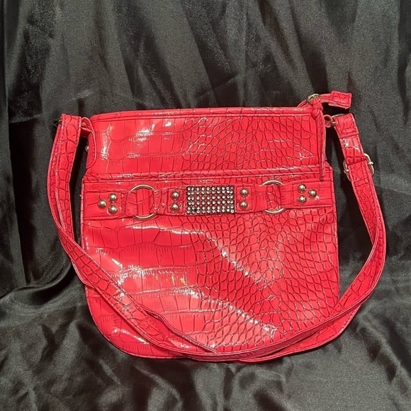 Source Unknown Handbags - Women’s Pink Crocodile Print Shoulder Purse
